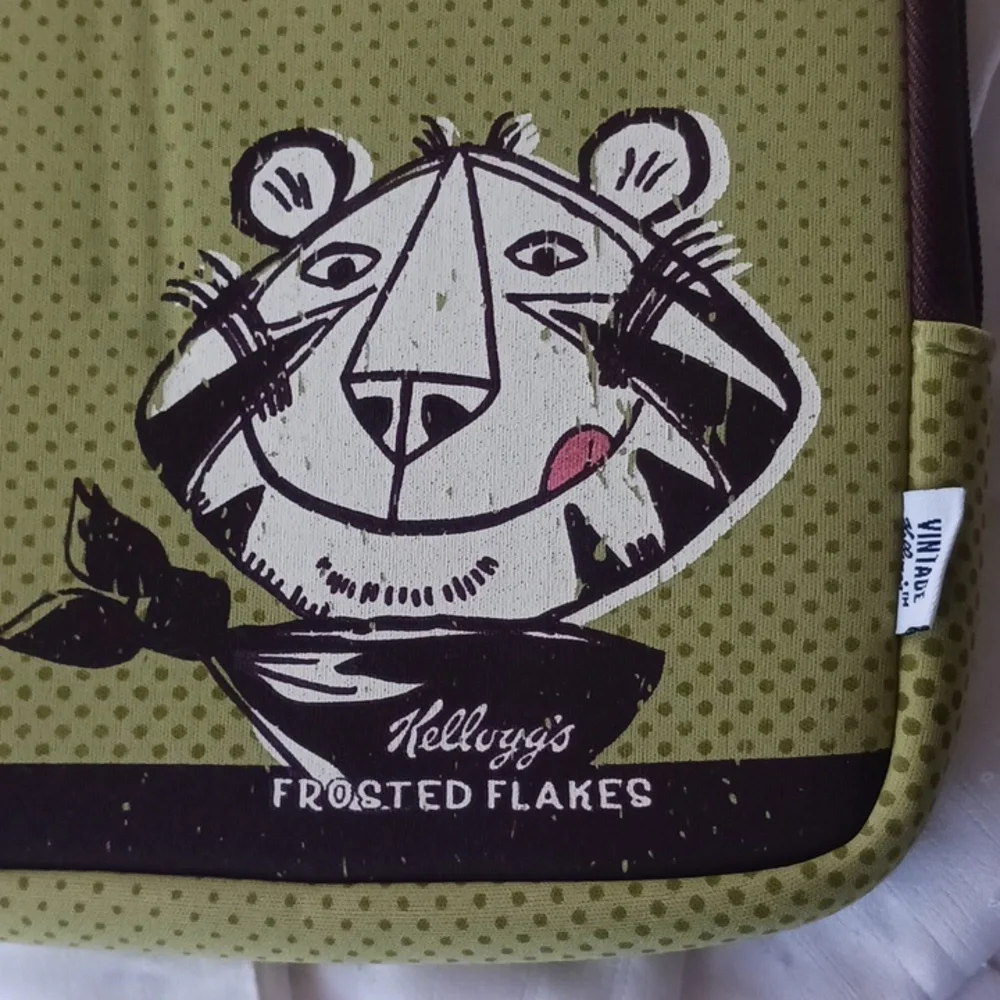 Laptop Sleeve Kellogg's Tony the Tiger. 16